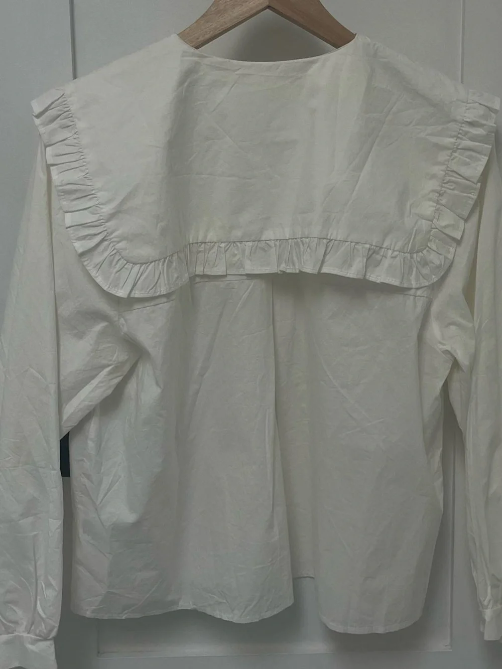 Simons White Collared Button Up - Picture 3 of 3
